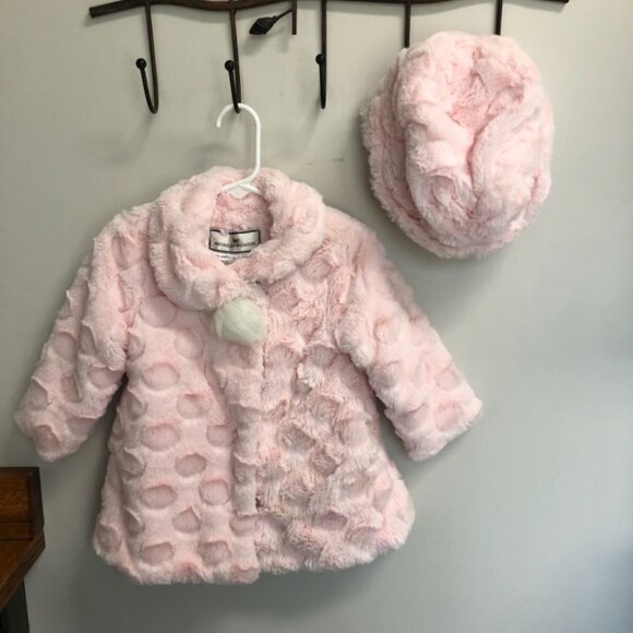 American Widgeon Pink Faux Fur Coat with matching Hat size 24 months